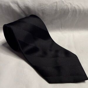 Izod Classic Black Men's Tie